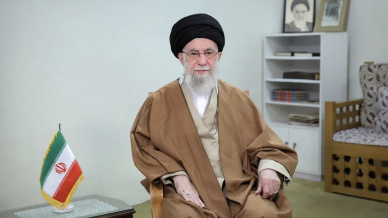 x.com/khamenei_ir