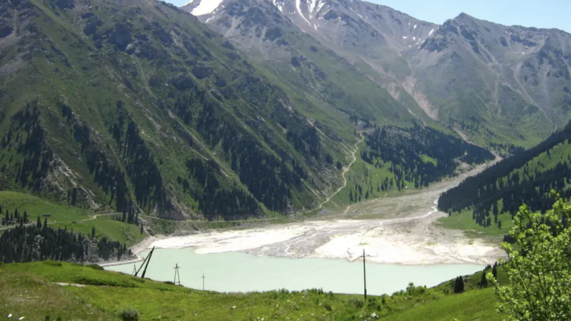 ile-alatau.kz
