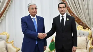 Мемлекет басшысы Түрікменстан Президенті Сердар Бердімұхамедовпен кездесті