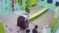 Алматы балабақшасындағы видео: тәрбиеші балаға қатал қарады деп айыпталды