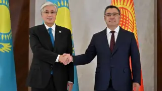 “Ұлттық болмысымыз ұқсас“: Тоқаев пен Жапаров келіссөз жүргізді