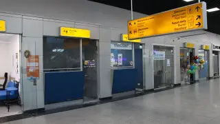 Алматы әуежайында ер адамның өзін-өзі өртеу оқиғасы қызу талқыланып жатыр