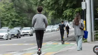 Алматыда электрсамокаттарды уақытша тоқтату ұсынылды