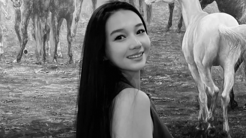 Мүше тамағына терең кірді