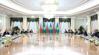 Тоқаев: “Қазақстан-Әзербайжан қатынастарының әлеуеті орасан зор“