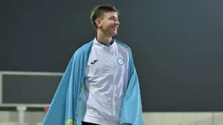 Максим Сажнев рекорд жаңартып, жасөспірімдер Азиадасының чемпионы атанды