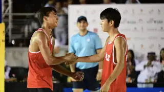 Объектілермен экстремалды анальды секс