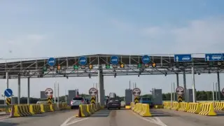 Каратэ қыздарының қатысуымен порно видео