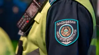 Жалаңаш қыздар мастурбация жасап жатқанда ұсталды