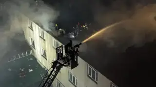 Алматы әкімі балалар үйі аумағындағы өрт болған жерге барды