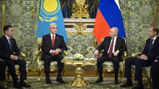 “Биылғы ең айтулы оқиға“: Тоқаев пен Путин не туралы сөйлесті?