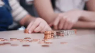 Қазақстандағы бала туу және бала күтімі бойынша берілетін жәрдемақылар мөлшері аталды