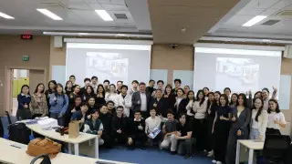 ЖАСҰО өкілі “Назарбаев“ университеті студенттерімен кездесті