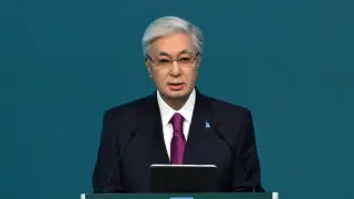 Тоқаев пен Пезешкиан Қазақстан-Иран бизнес форумына қатысты