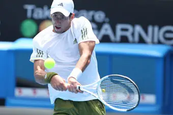 Действующий чемпион Australian Open проиграл Роддику