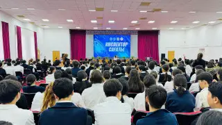 В школах Астаны продолжается работа с учащимися по противодействию буллингу