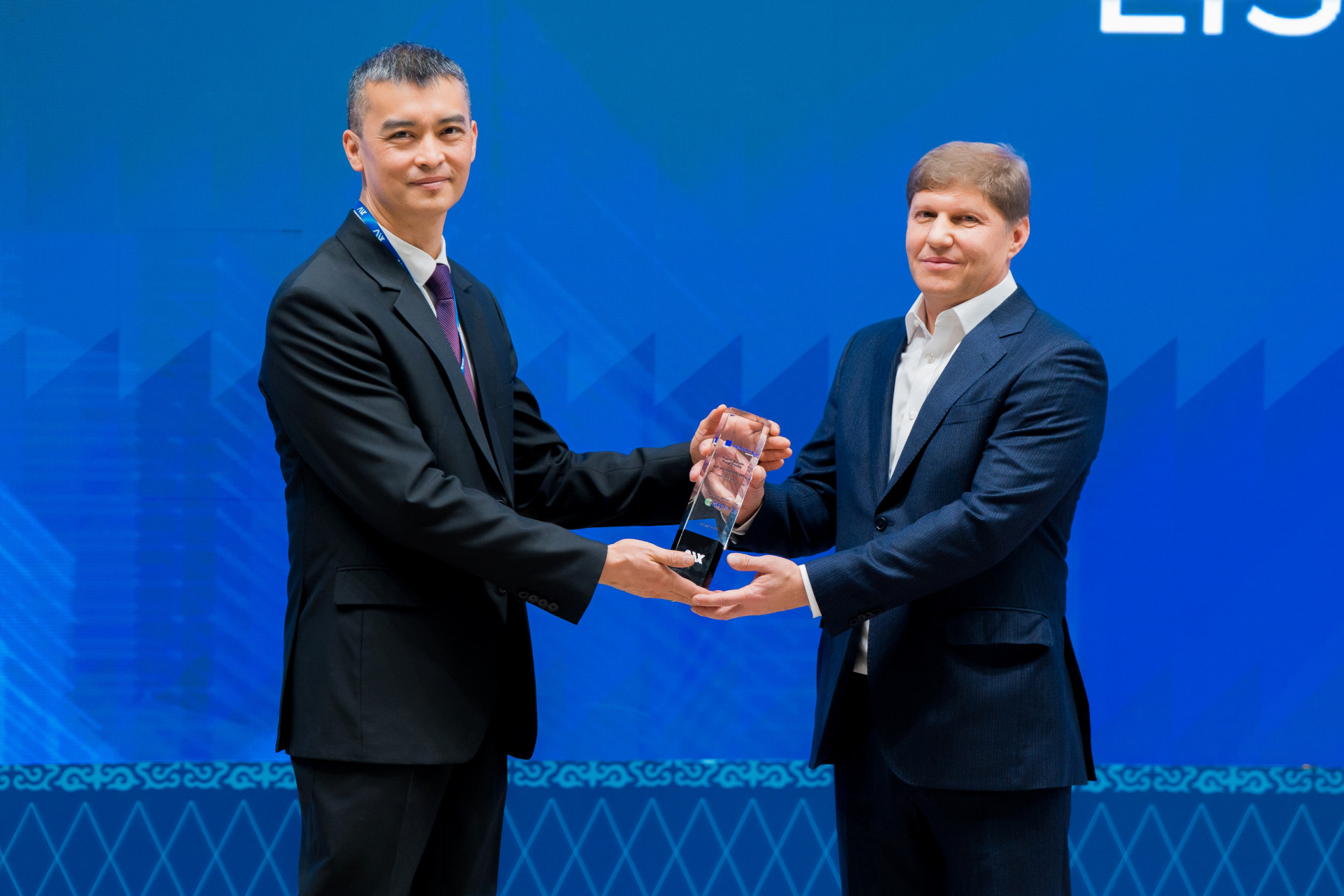 Группа компаний Sensata Group объявила о выпуске своих первых облигаций, фото 3 - Tengrinews.kz