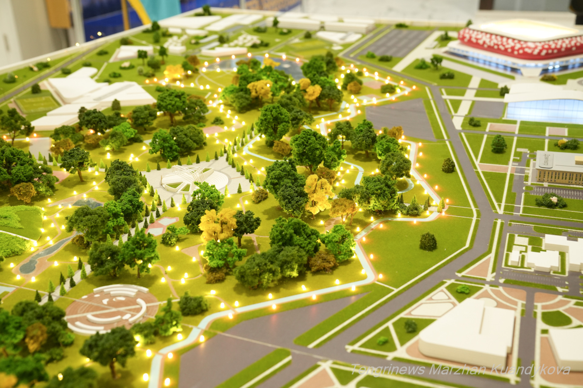 Макет нового стадиона в Актобе, который построят в районе "Алтын Орда".