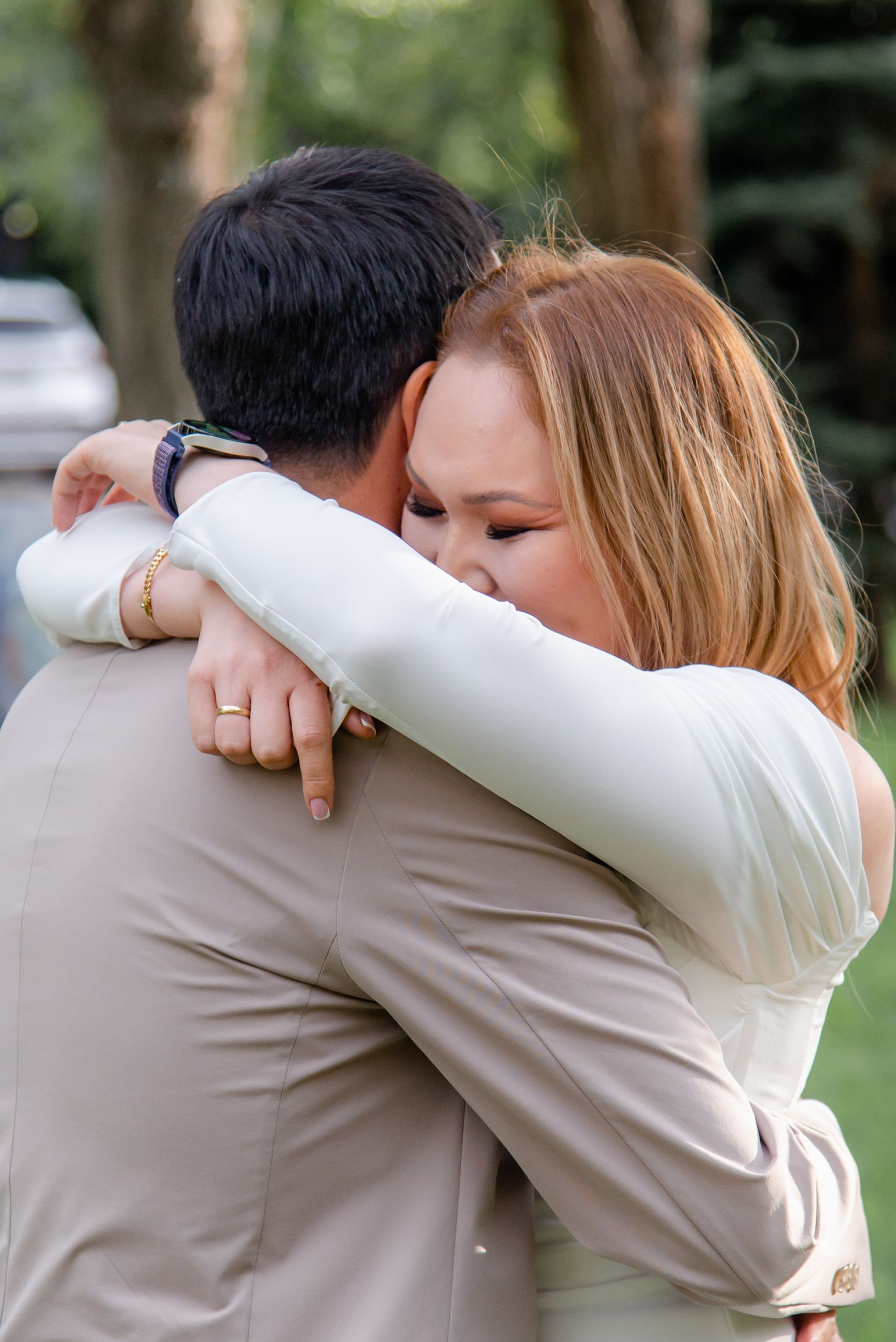 молодожены