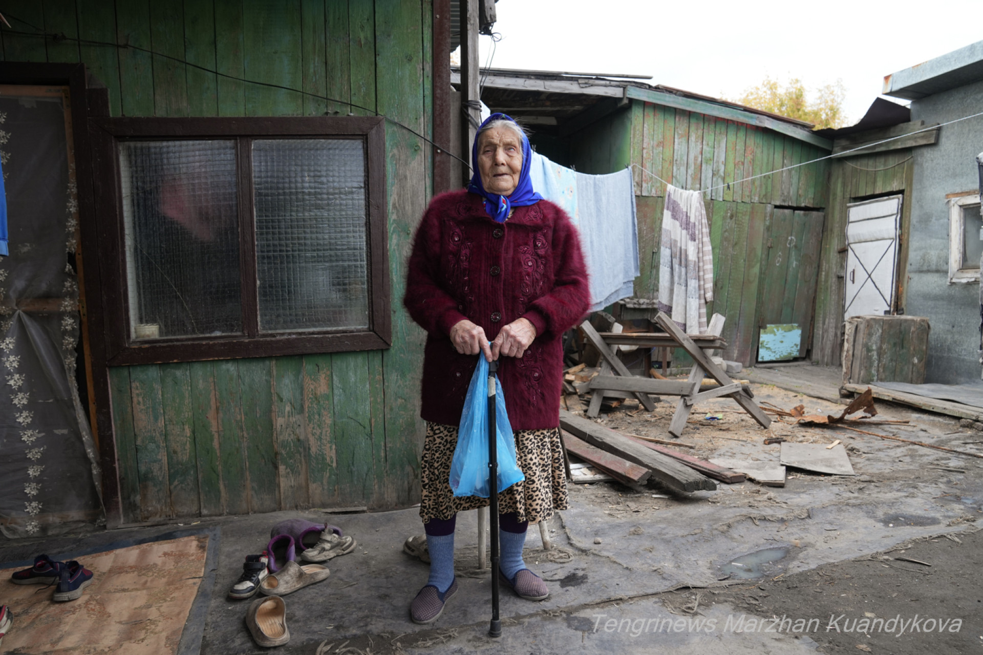 92-летняя Наиля Фатиховна, жительница Лесозавода. Фото: ©️ Tengrinews.kz / Маржан Куандыкова