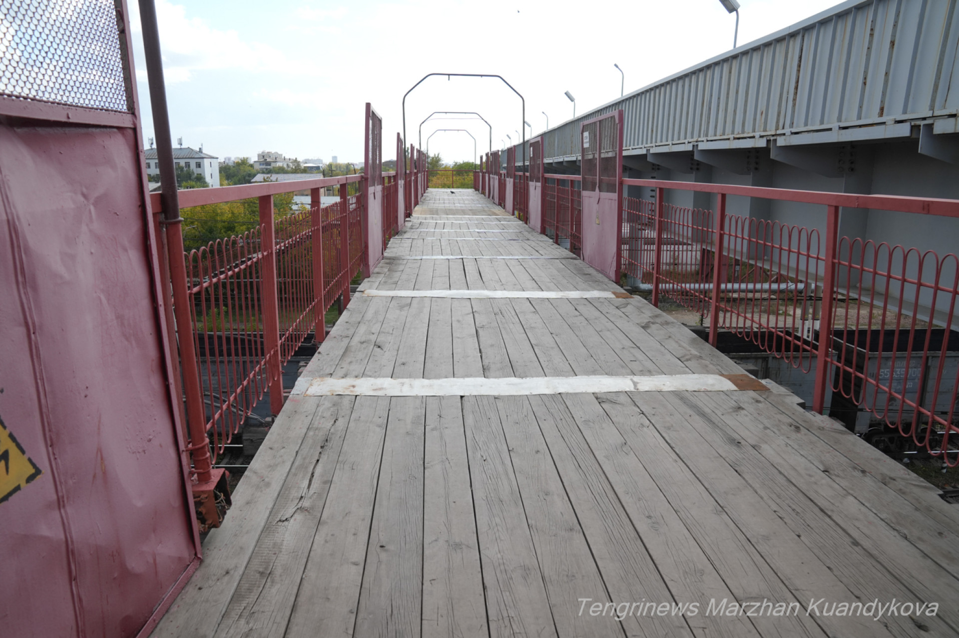 Пешеходный мост Астана