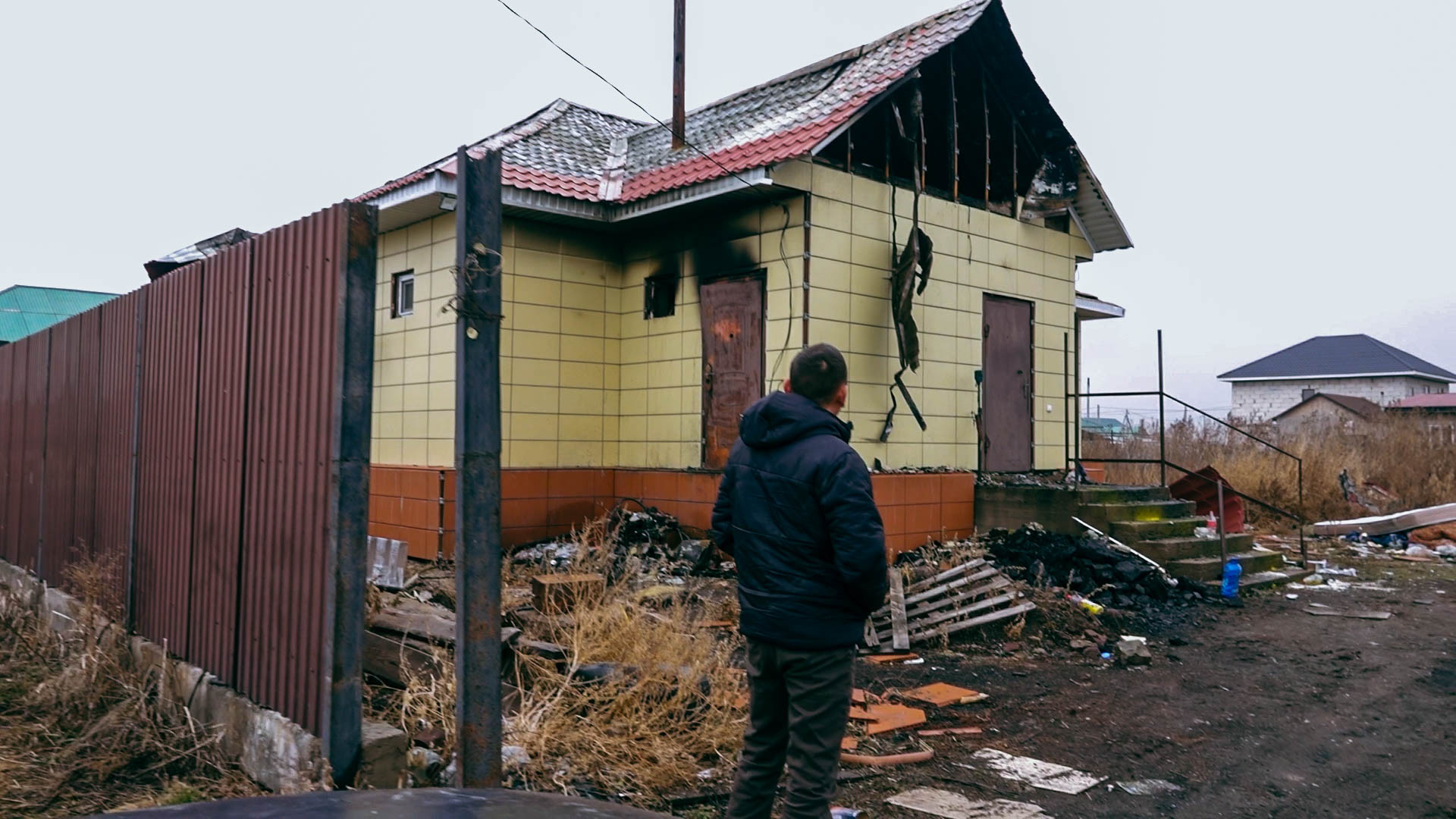 дом сгоревший