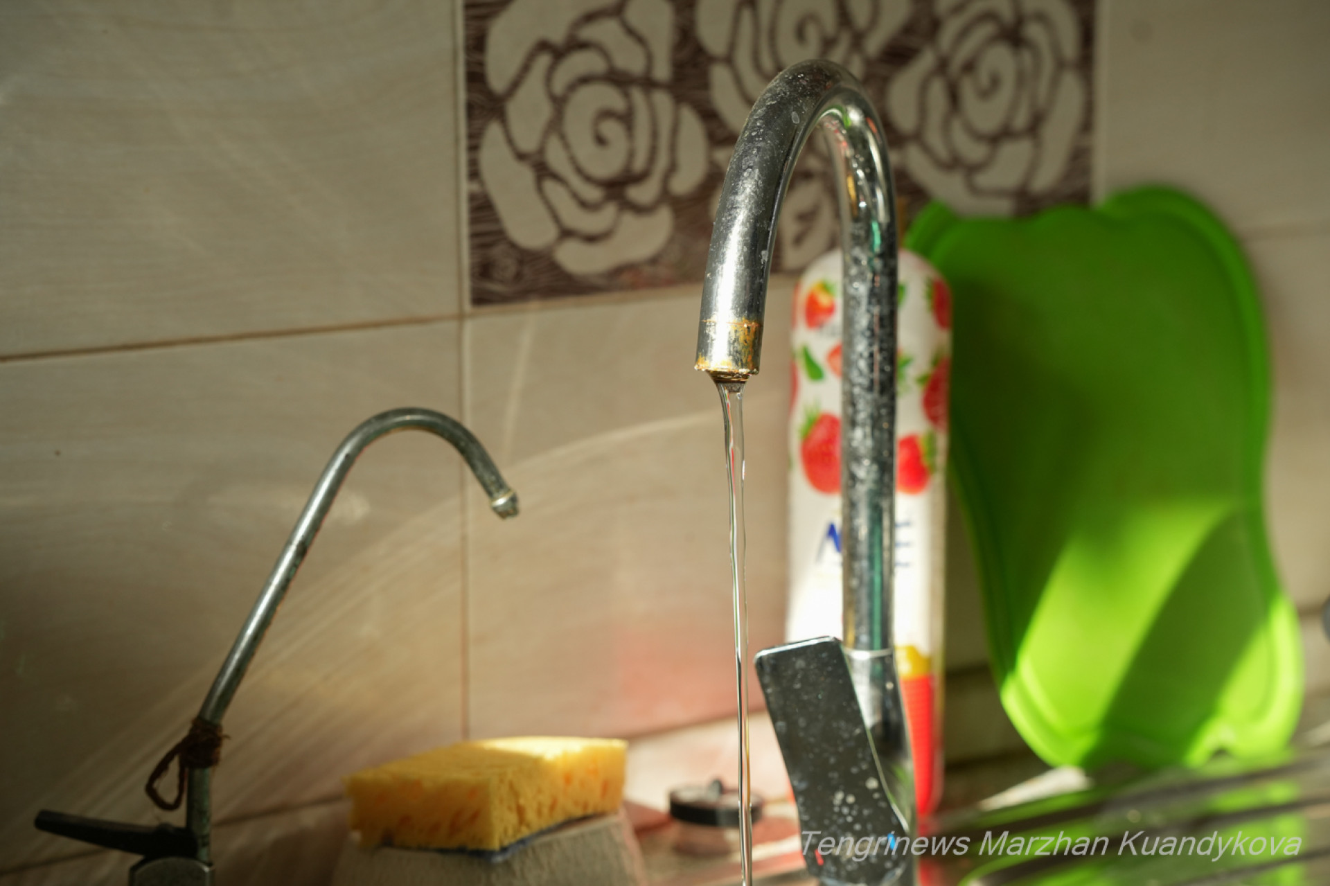 в жилмассиве Нефтяников нет напора воды 