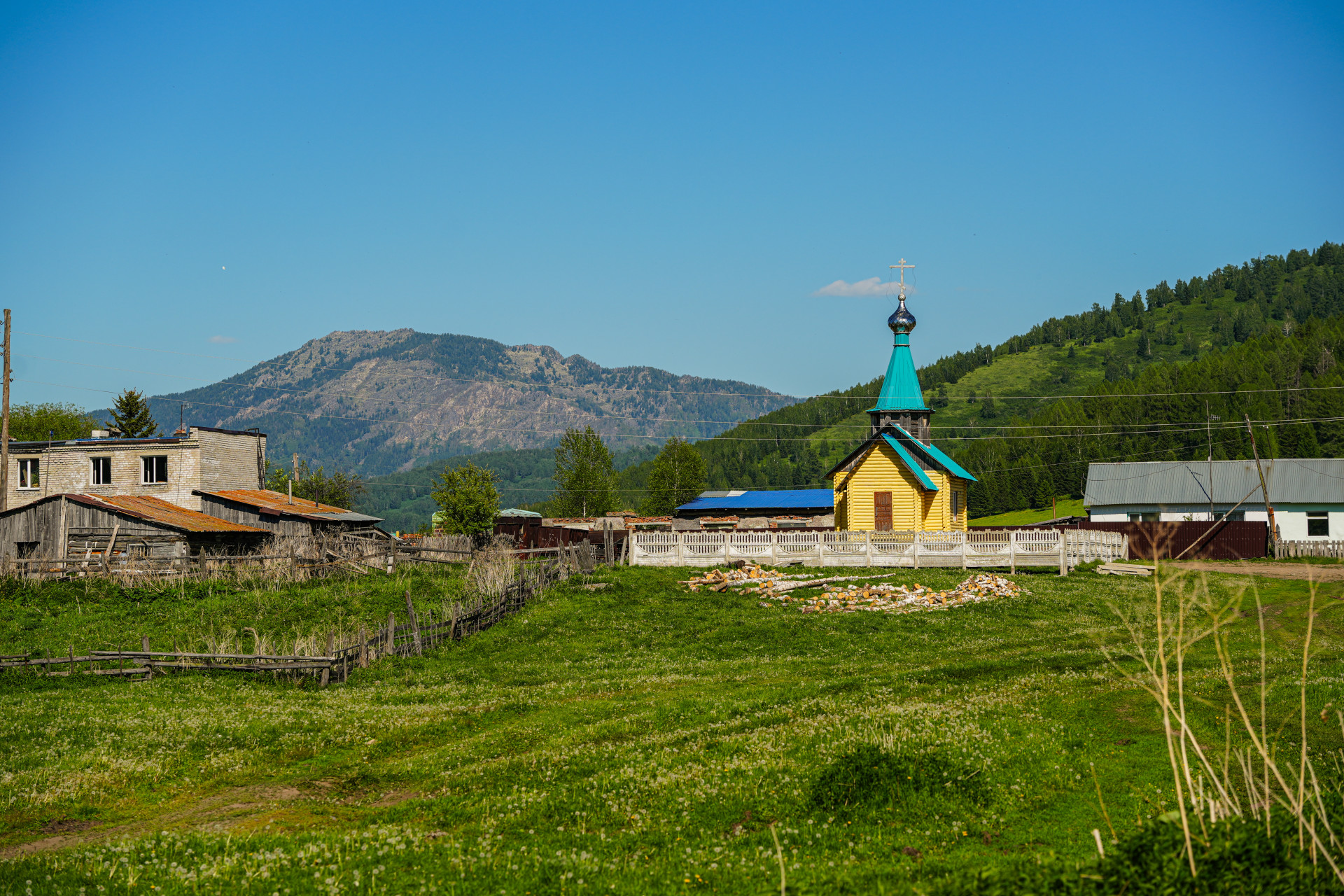 Церковь в Поперечном, ВКО