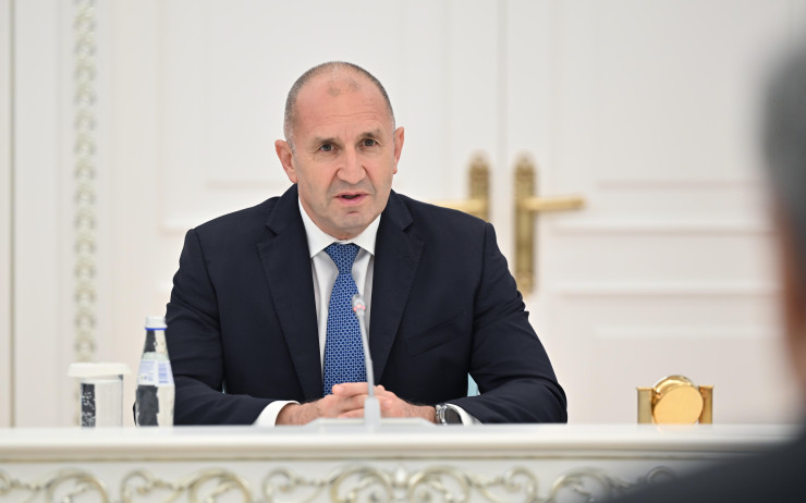 Румен Радев