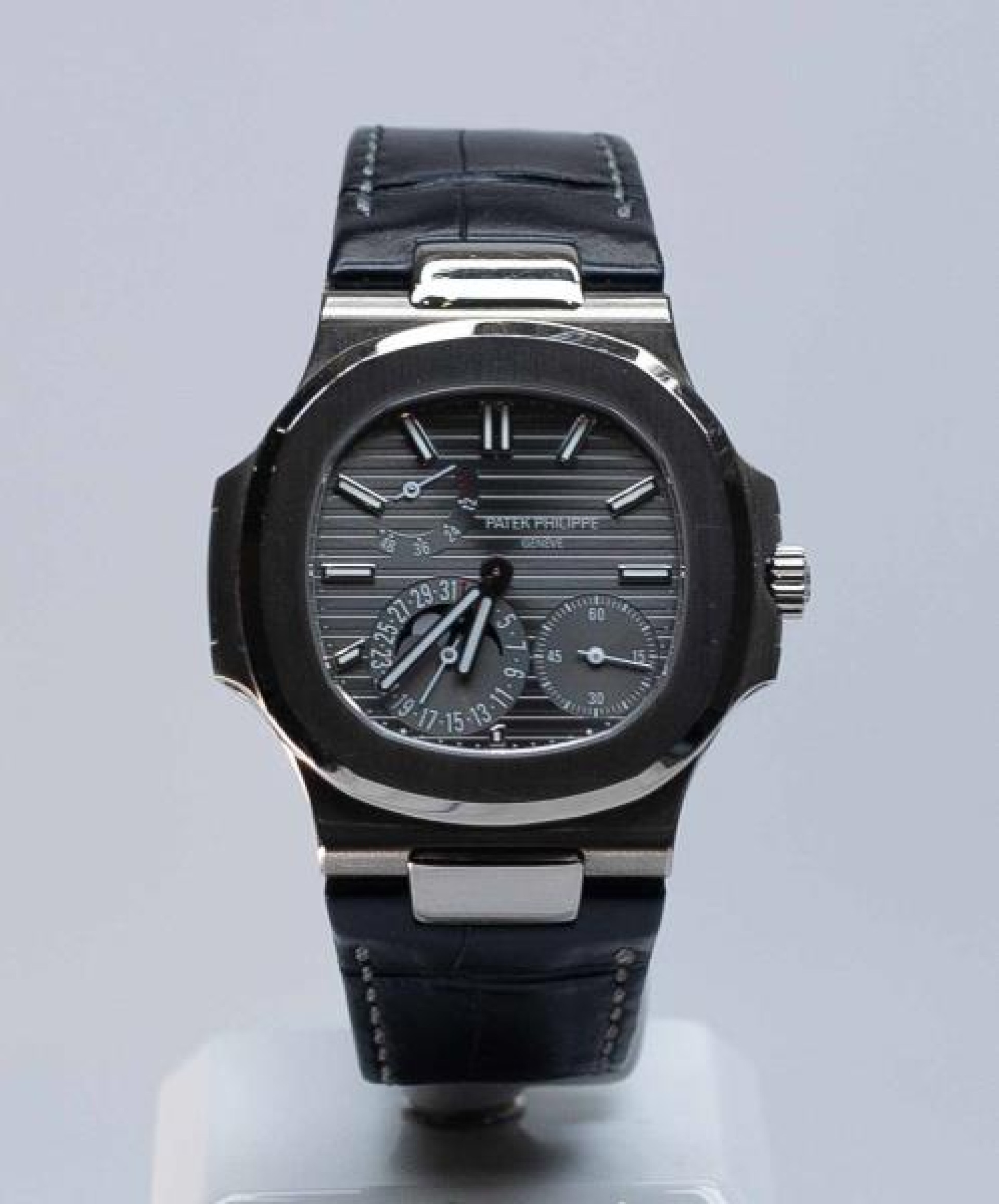 Наручные часы Patek Philippe, Nautilus