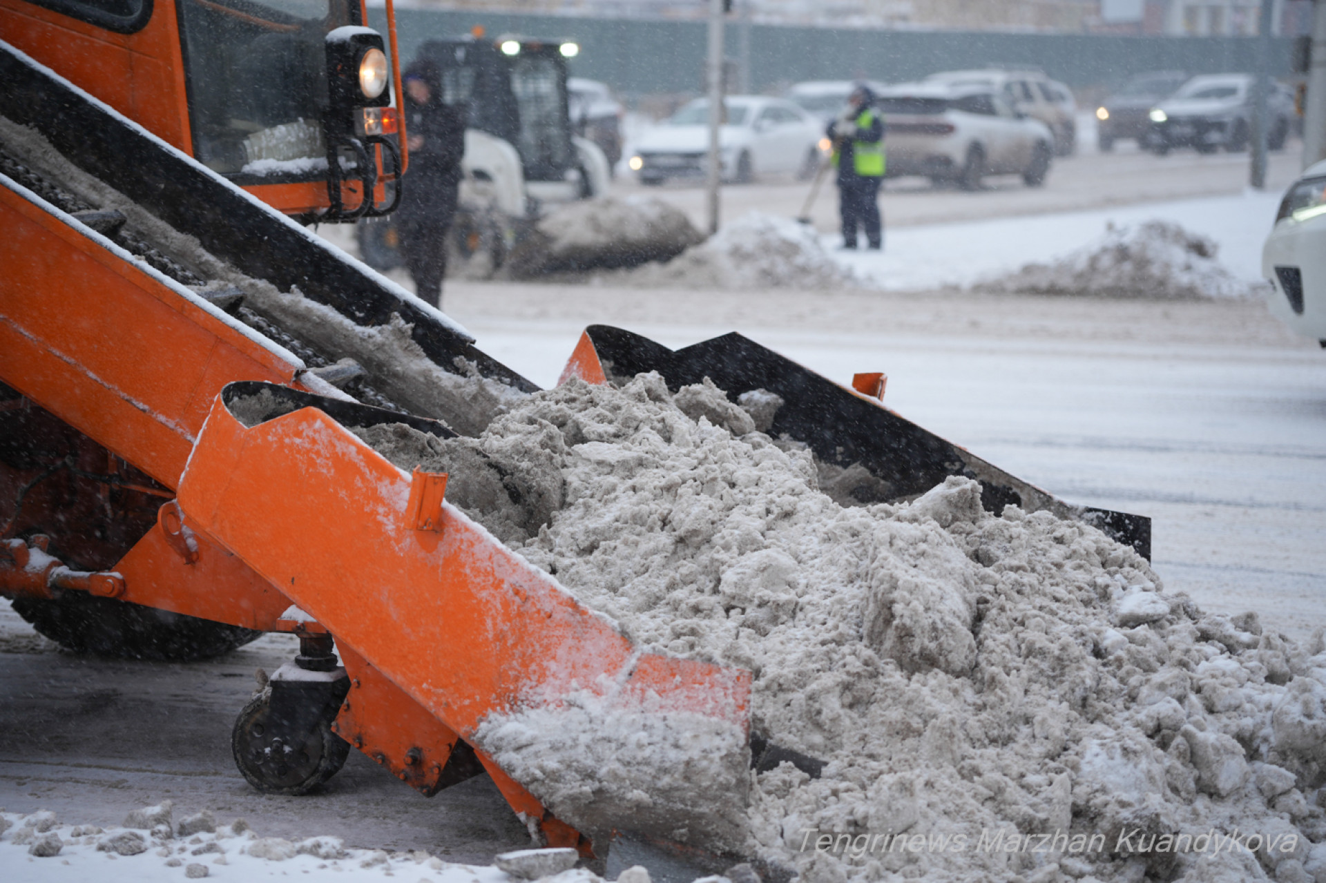 Астана дождь в феврале