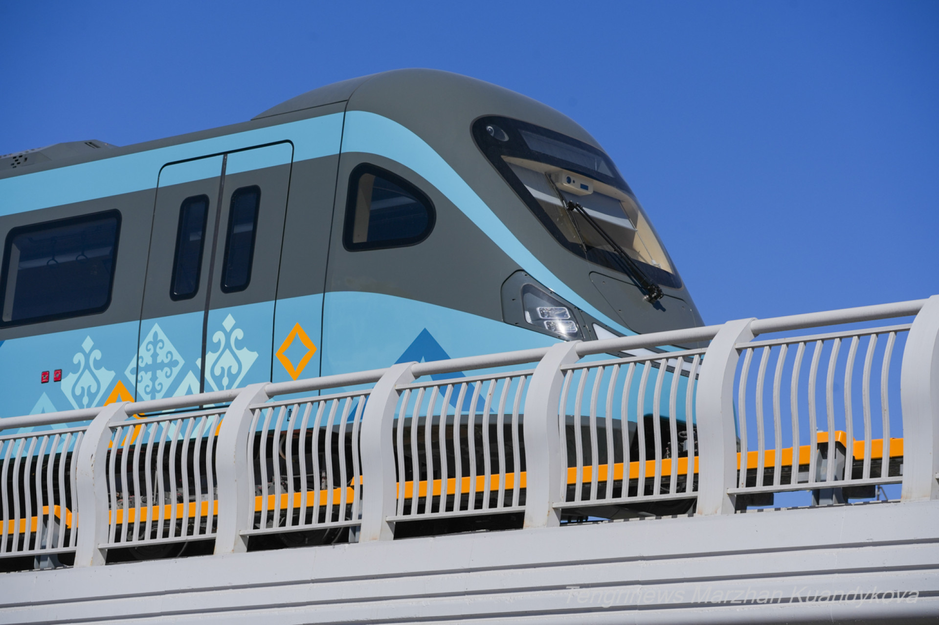 Как будет работать оплата в LRT Астаны - раскрыты детали