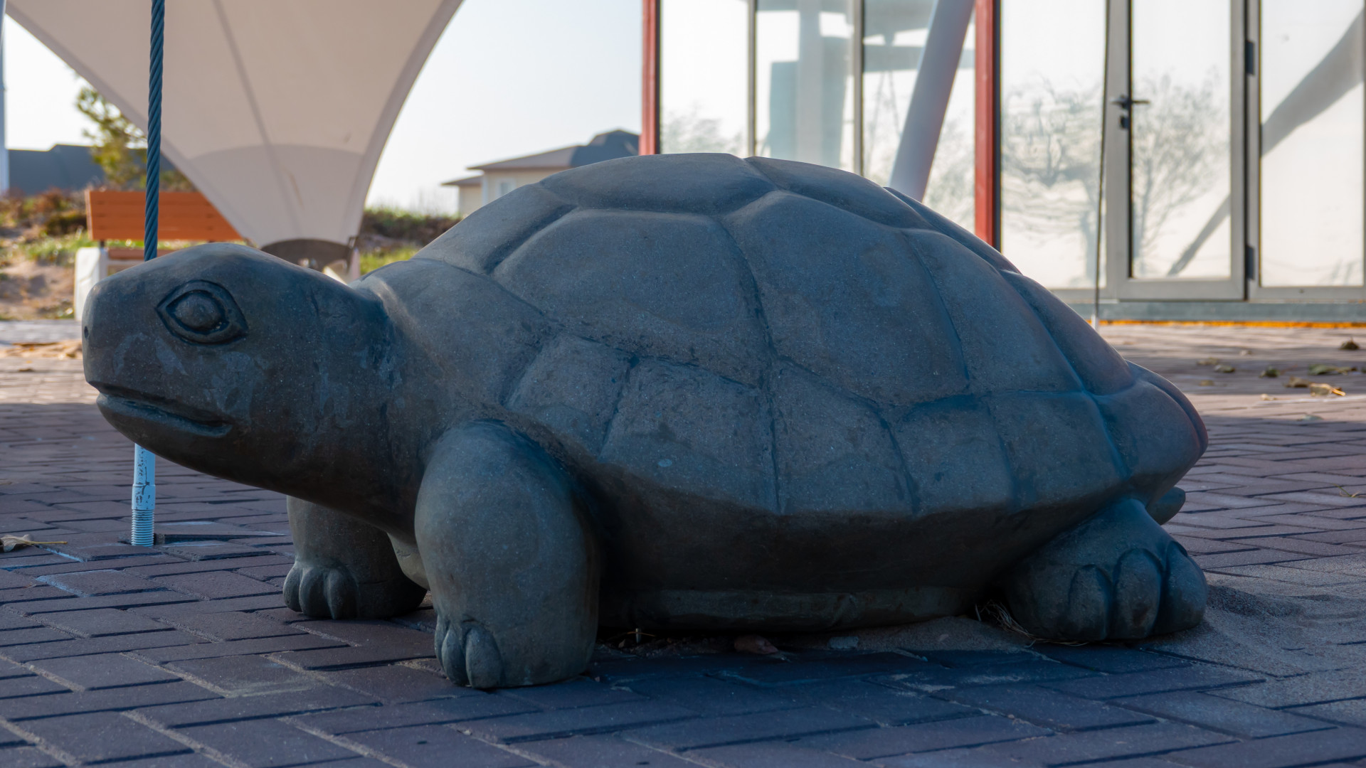 Арт-объекты на набережной города Конаев