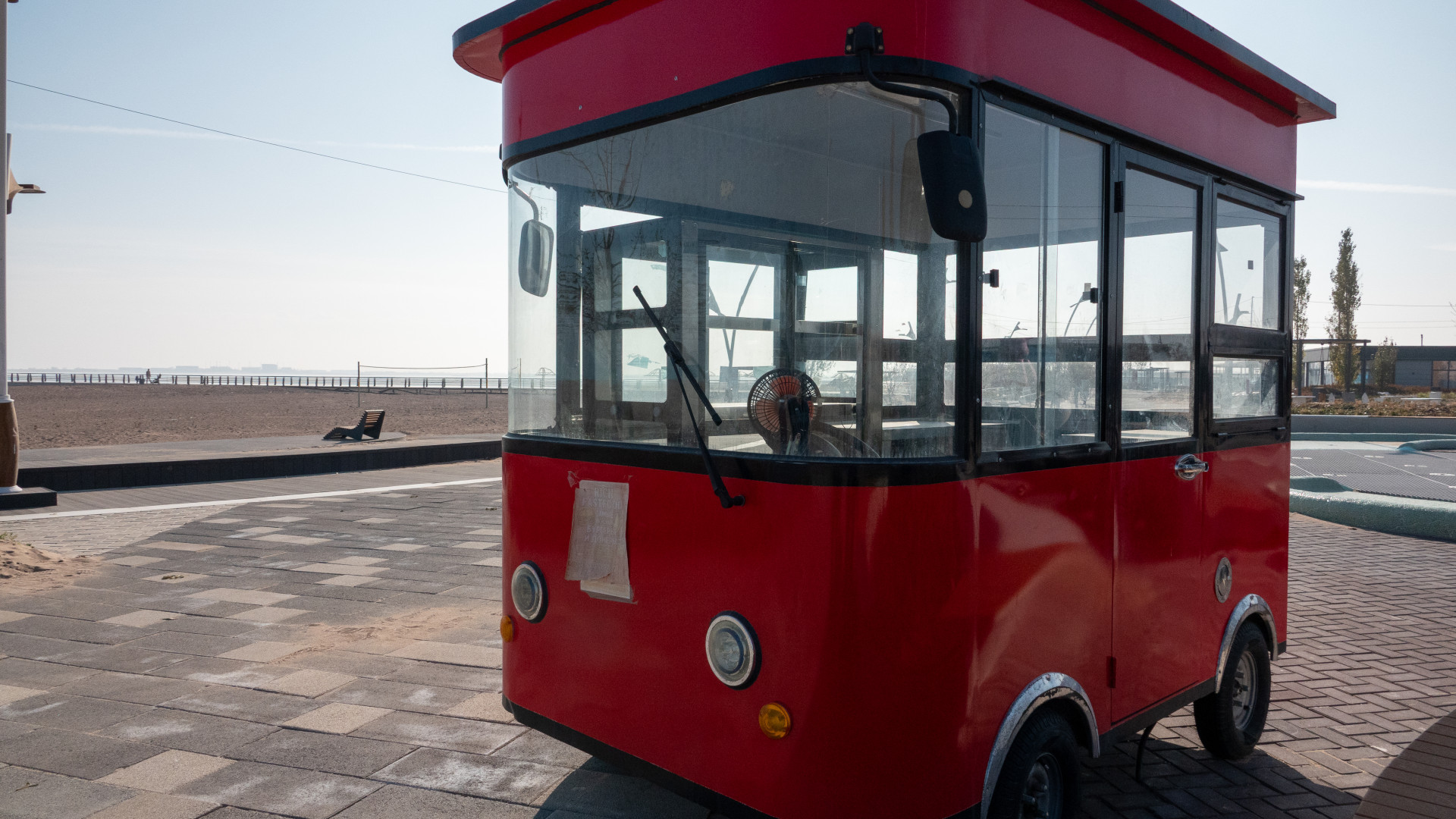 Строительство парка аттракционов на берегу Капшагая