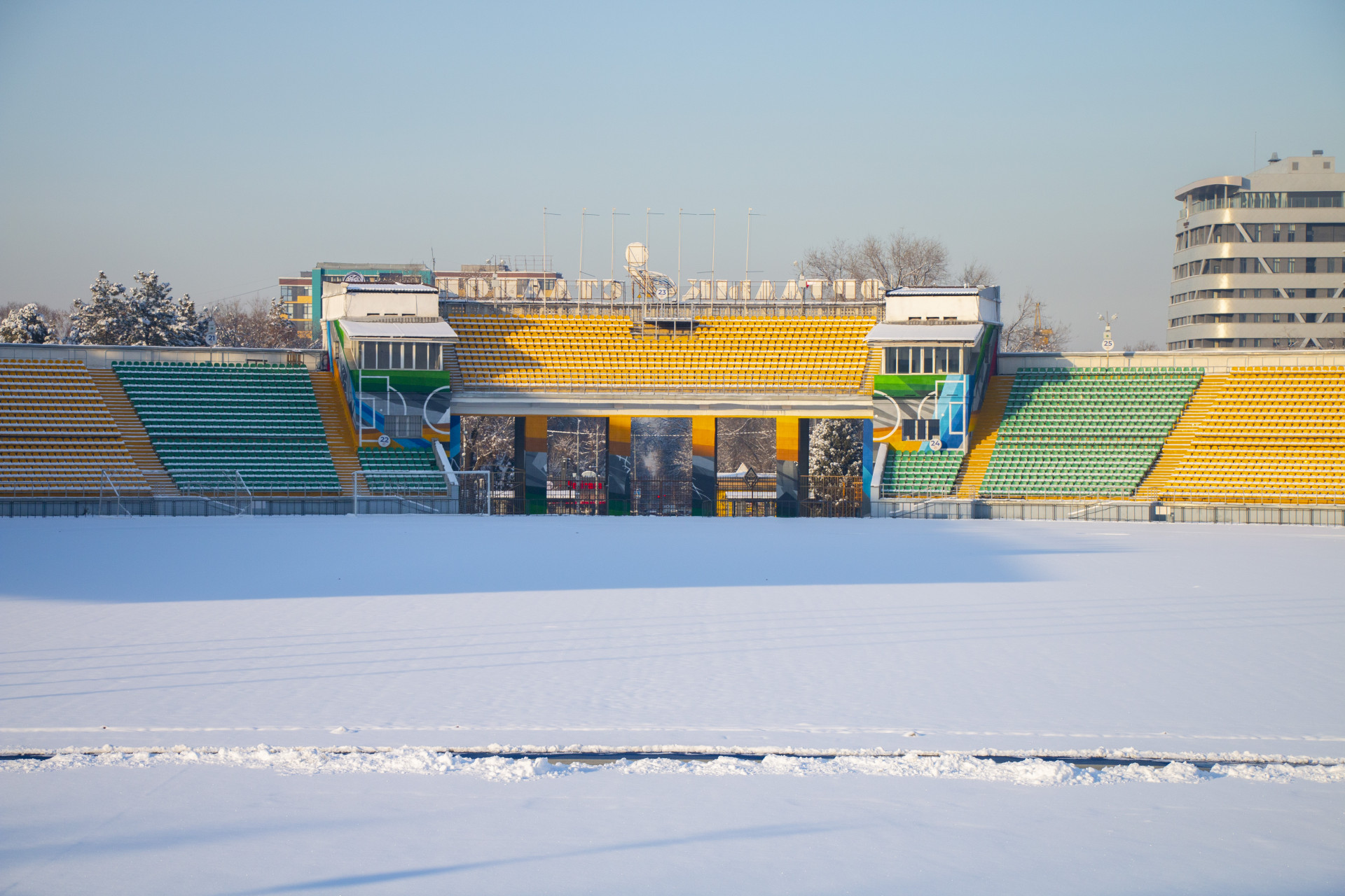 Центральный стадион Алматы, 11 декабря 2025 года