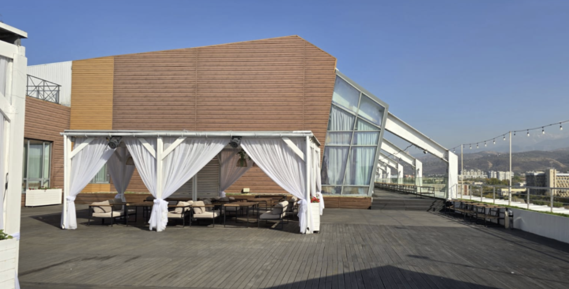 Крыша Kaisar Plaza